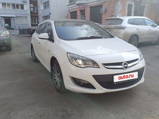 2012 Opel Astra J Рестайлинг, белый, 700000 рублей, вид 2