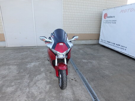 2011 Honda VFR 1200, красный, 800000 рублей, вид 4