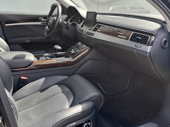 2014 Audi A8 Long III (D4), чёрный, 1850000 рублей - вид 10