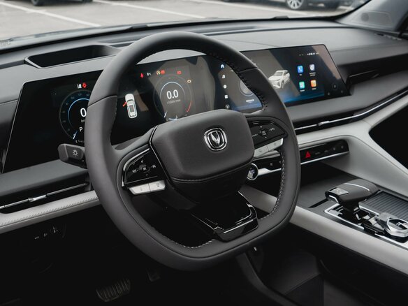 2024 Changan CS75 Plus III, чёрный - вид 13