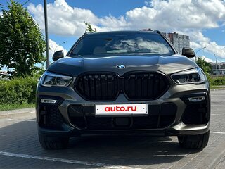 2021 BMW X6 40i III (G06), зелёный, 8250000 рублей, вид 2