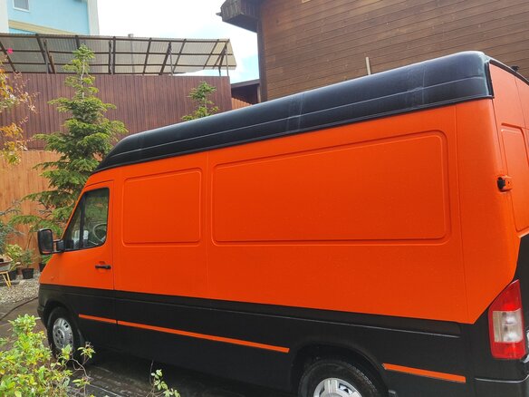 2005 Mercedes-Benz Sprinter Classic, оранжевый, 1000000 рублей - вид 2