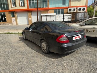 2009 Mercedes-Benz E-Класс 200 NGT III (W211, S211) Рестайлинг, чёрный, 750000 рублей, вид 2