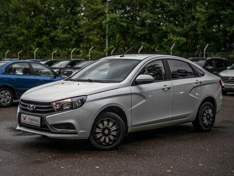 2021 Lada (ВАЗ) Vesta I, белый, 910000 рублей, вид 1