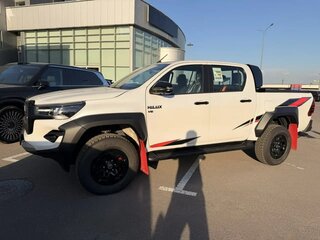 2025 Toyota Hilux VIII Рестайлинг 2, белый, 7350000 рублей, вид 1