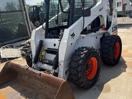 2004 Bobcat S250/H, 2900000 рублей, вид 1
