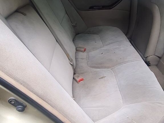 2000 Mitsubishi Galant VIII Рестайлинг, жёлтый, 150000 рублей - вид 15