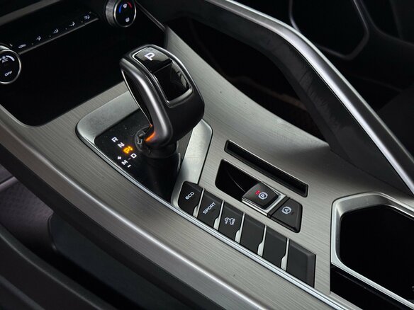 2021 Geely Coolray I, серебристый - вид 13