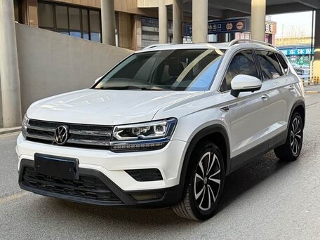 Volkswagen Tharu I