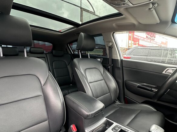 2018 Kia Sportage IV Рестайлинг, белый, 2850000 рублей - вид 39