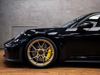 2025 Porsche 911 GT3 992 Рестайлинг, чёрный, 32500000 рублей, вид 3