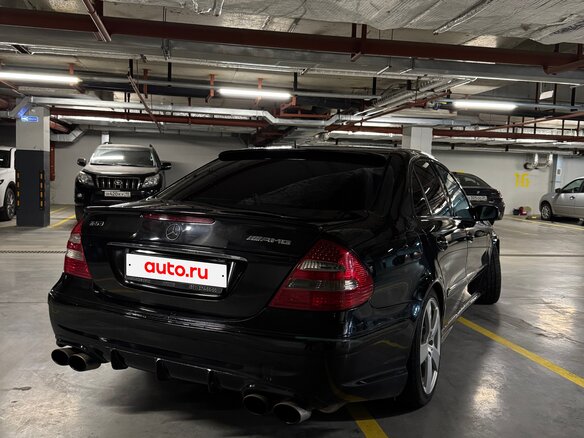 2002 Mercedes-Benz E-Класс 240 III (W211, S211), чёрный, 1200000 рублей