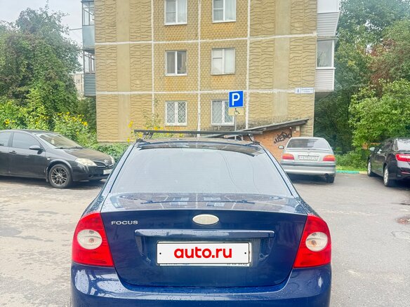 2009 Ford Focus II Рестайлинг, синий, 320000 рублей - вид 2