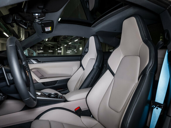 2026 Porsche 911 Carrera VIII (992) Рестайлинг, серый, 22990000 рублей - вид 25
