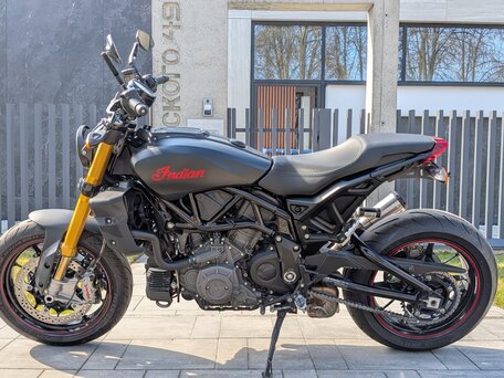 2021 Indian FTR 1200, чёрный, 800000 рублей, вид 2