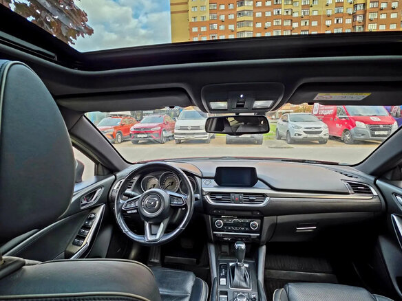 2018 Mazda 6 III (GJ) Рестайлинг, красный, 1550000 рублей - вид 5