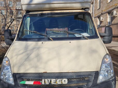 2008 Iveco Daily, бежевый, 1690000 рублей, вид 2