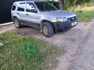 2005 Ford Escape I Рестайлинг, серебристый, 470000 рублей, вид 2