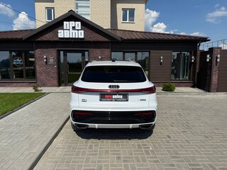 2026 Audi Q5 L III (GU), белый, 6150000 рублей, вид 5