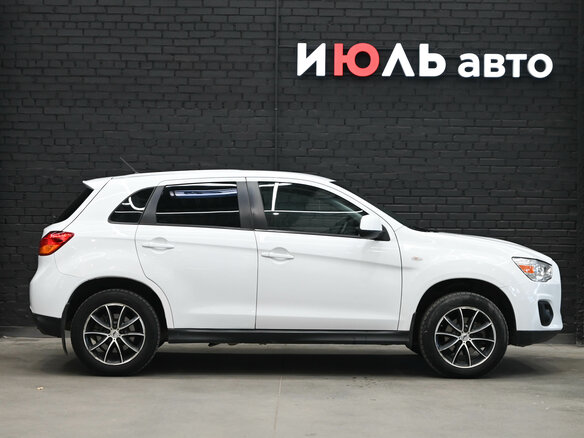 2012 Mitsubishi ASX I Рестайлинг, белый, 900000 рублей - вид 9