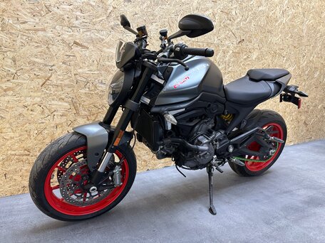 2022 Ducati Monster 937, зелёный, 1070000 рублей, вид 2