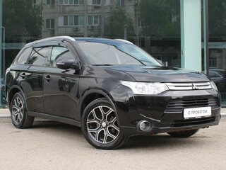 2014 Mitsubishi Outlander III, чёрный, 1349000 рублей, вид 3