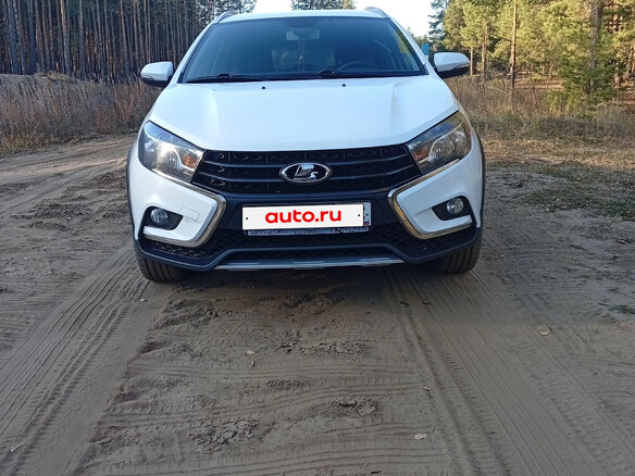 2018 Lada (ВАЗ) Vesta SW Cross I, белый, 950000 рублей