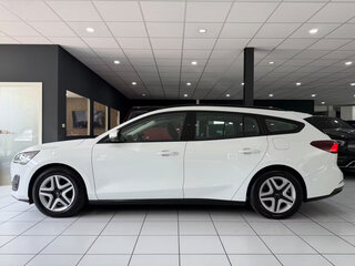 2022 Ford Focus Active IV Рестайлинг, белый, 1992222 рублей, вид 4
