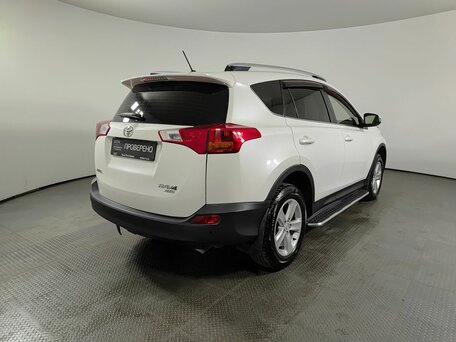 2013 Toyota RAV4 IV (XA40), белый, 1644200 рублей, вид 5