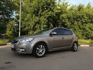 2011 Kia Ceed I Рестайлинг, бежевый, 700000 рублей, вид 1