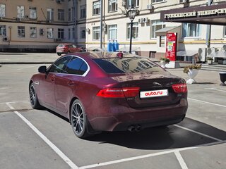 2016 Jaguar XE I, красный, 1850000 рублей, вид 3