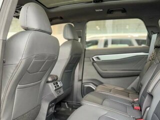 2026 Geely Okavango I Рестайлинг, синий, 3988900 рублей, вид 5