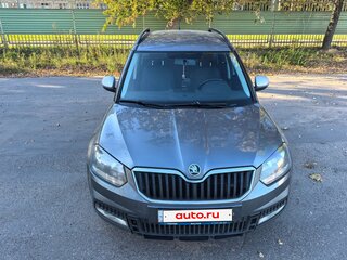 2015 Skoda Yeti I Рестайлинг, серый, 950000 рублей, вид 2