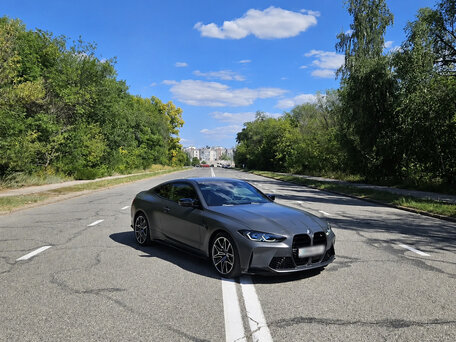 2024 BMW M4 Competition Package G82/G83, серый, вид 1