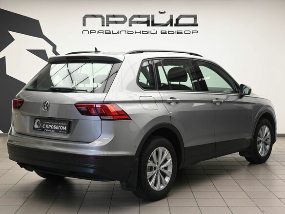 2018 Volkswagen Tiguan II, серебристый, 2035000 рублей - вид 2