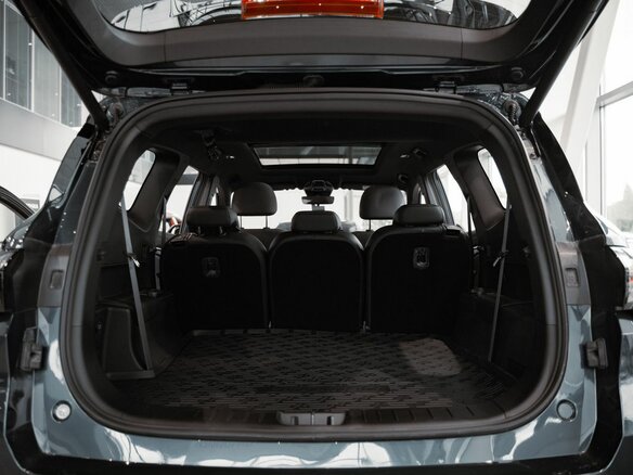 2026 Geely Okavango I Рестайлинг, серый, 4085990 рублей - вид 17