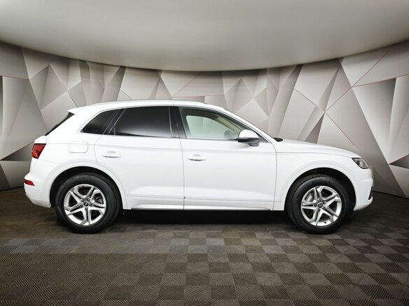 2017 Audi Q5 II (FY), белый, 3034000 рублей - вид 5