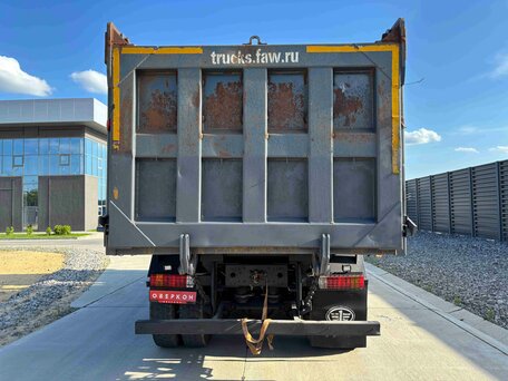 2022 FAW J6 CA3250, белый, 6300000 рублей, вид 4
