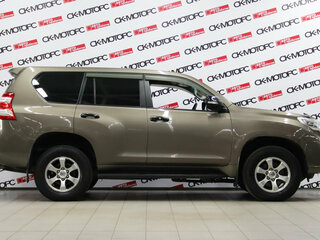 2016 Toyota Land Cruiser Prado 150 Series Рестайлинг 1, коричневый, 2545170 рублей, вид 3