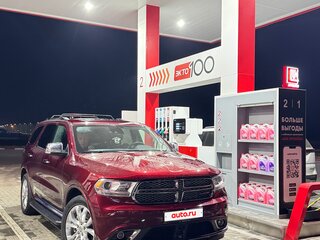2017 Dodge Durango III Рестайлинг, красный, 3300000 рублей, вид 3