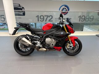 2019 BMW S 1000 R, красный, 1220000 рублей, вид 2