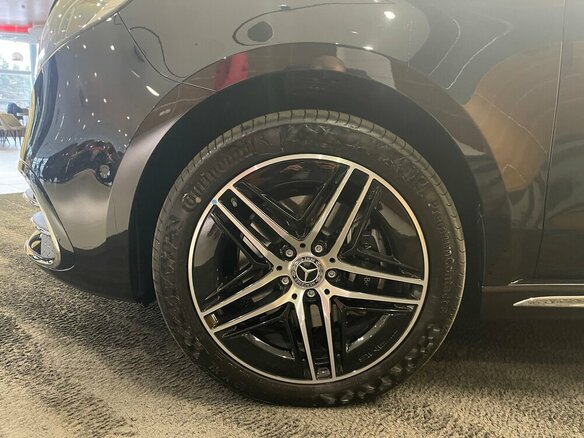 2024 Mercedes-Benz V-Класс Extra Long 300 d экстра длинный III (W447) Рестайлинг 2, чёрный, 18500000 рублей - вид 6