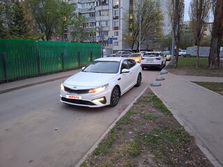 2019 Kia Optima IV Рестайлинг, белый, 1280000 рублей, вид 1