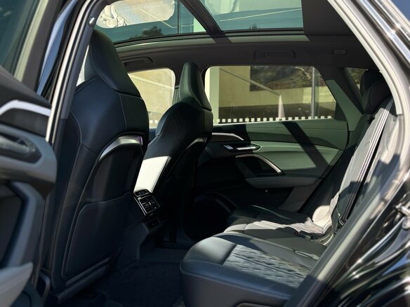 2025 Audi Q5 L III (GU), чёрный, 6490000 рублей - вид 12