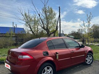 2006 Renault Megane II Рестайлинг, красный, 450000 рублей, вид 4