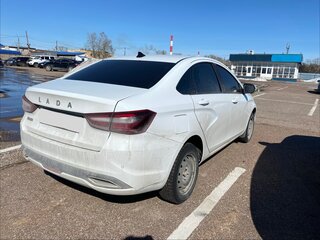 2024 Lada (ВАЗ) Vesta I Рестайлинг (NG), белый, 824000 рублей, вид 4