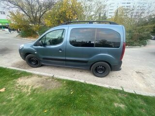 2012 Peugeot Partner II, серый, 800000 рублей, вид 4