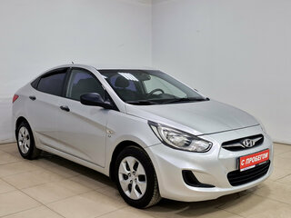 2011 Hyundai Solaris I, серебристый, 670000 рублей, вид 3