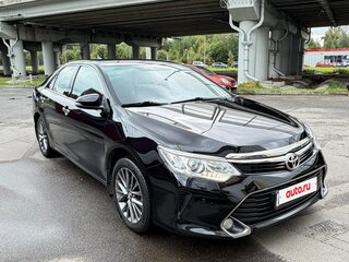 2017 Toyota Camry VII (XV50) Рестайлинг, чёрный, 2490000 рублей, вид 1