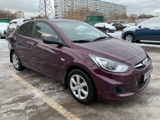 2013 Hyundai Solaris I, фиолетовый, 850000 рублей, вид 2